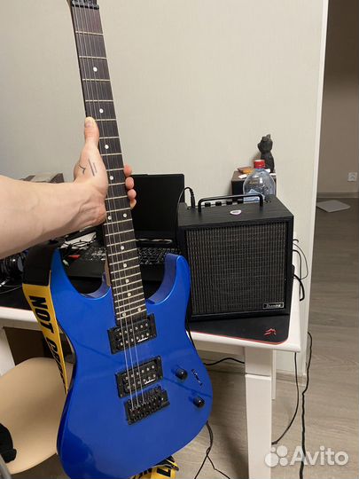 Электрогитара Jackson js 12 и комбик Ibanez