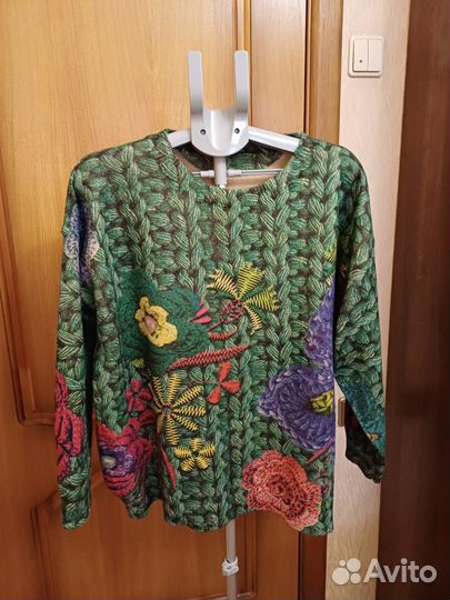 Джемпера женские новые