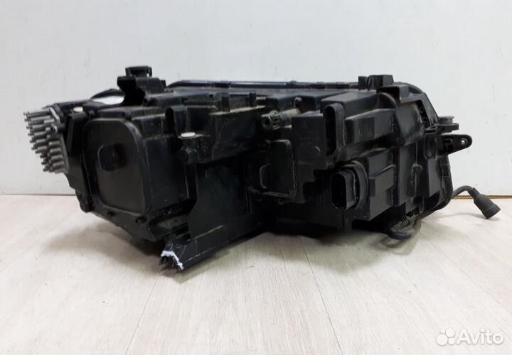 Фара левая LED Volkswagen Tiguan 2 oem 5nb941081d