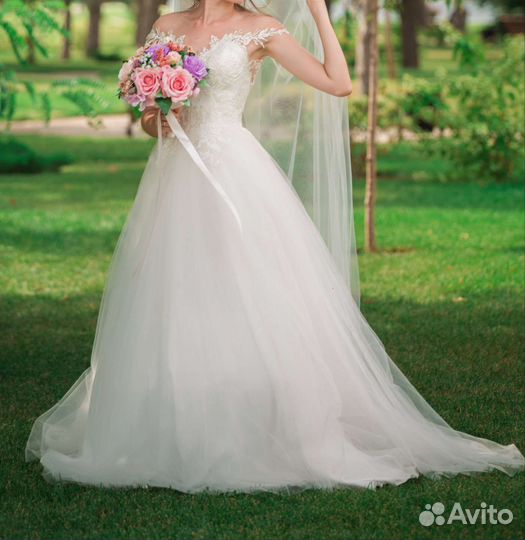 Продам свадебное платье. Фата в подарок