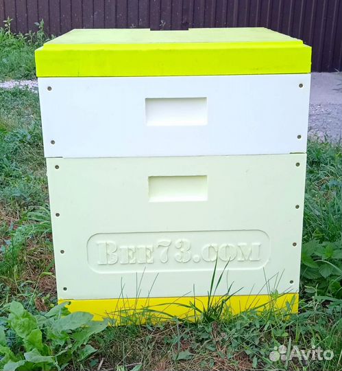 Улей для пчёл 12 рамочный ППУ в разобранном виде