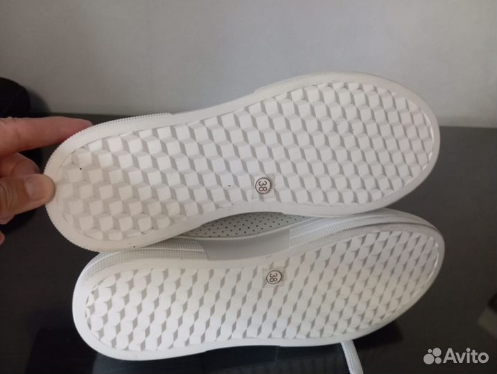 Кроссовки helena berger женские