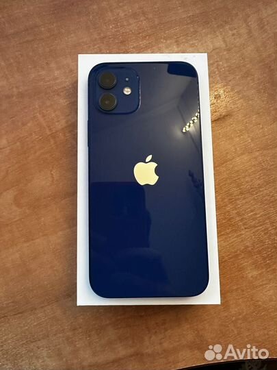 iPhone 12, 64 ГБ