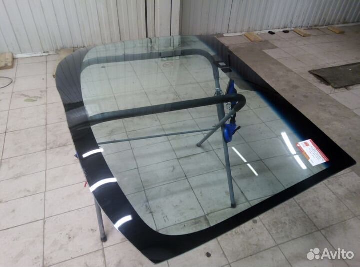 Лобовое стекло Renault Logan Замена
