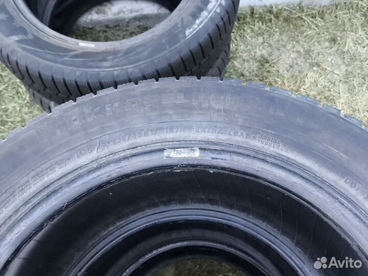 Nokian Tyres Hakkapeliitta R 235/55 R17