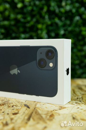 iPhone 13, 256 ГБ