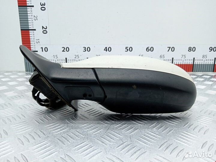 Зеркало боковое левое для Volvo V70 2 31104011