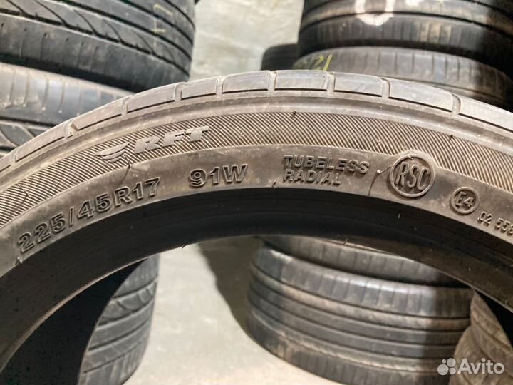 Bridgestone Potenza S001 225/45 R17