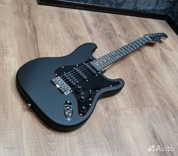 Fender Stratocaster Custom HSS Noir Black Satin