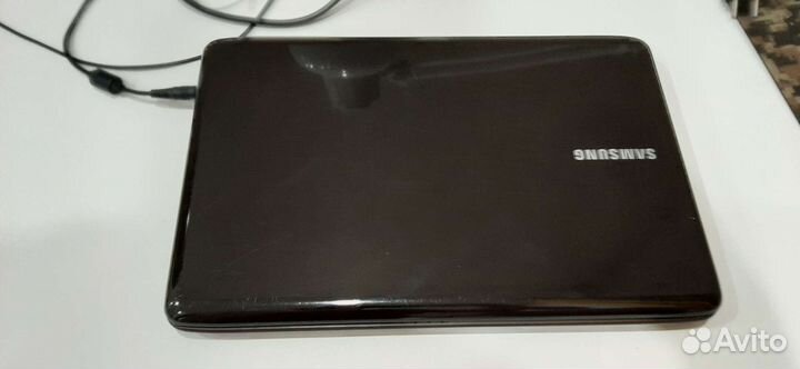 Ноутбук Samsung r540