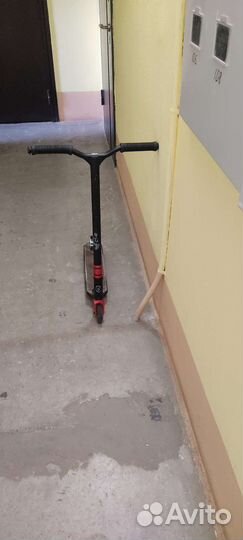 Продам трюкавой самокат oxelo