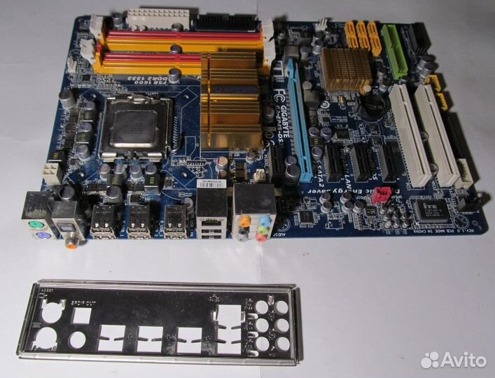 Материнская плата Gigabyte GA-EP45-DS3L и проц