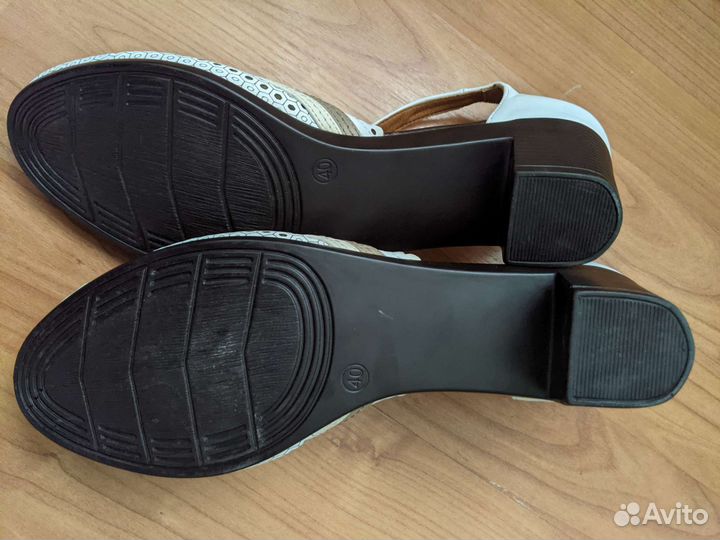 Босоножки женские новые