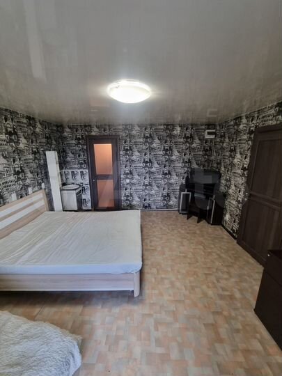 1-к. квартира, 32 м², 1/9 эт.