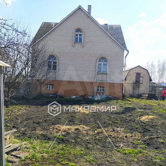 Дом 160 м² на участке 7,9 сот.