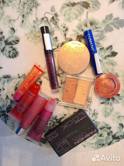 Набор косметики декоративной