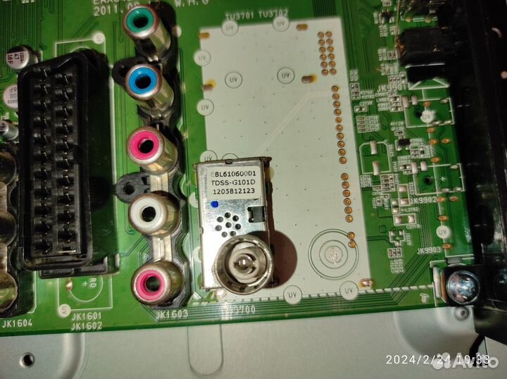 MainBoard: EAX64272803 от LG 32CS560