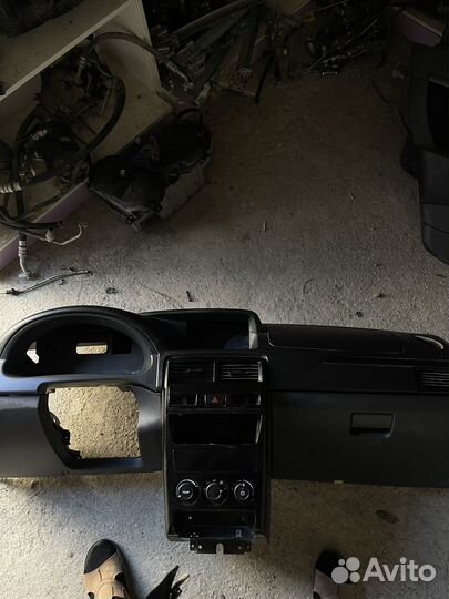 Панель от priora 2