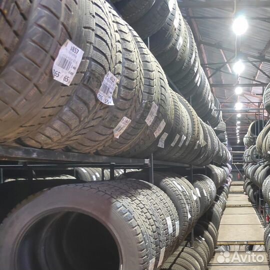 Kumho WinterCraft Ice WI31 215/50 R17 95T