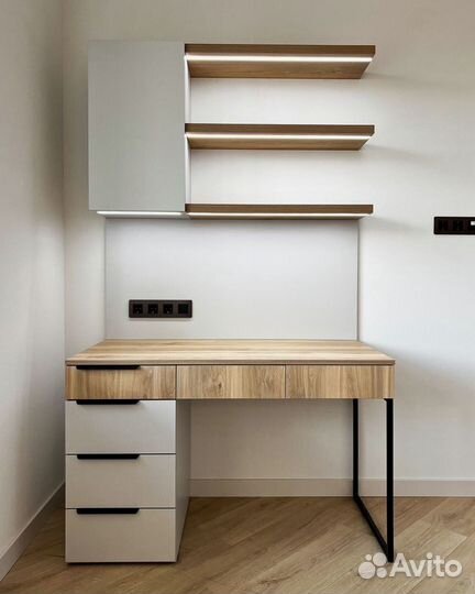 Угловой шкаф