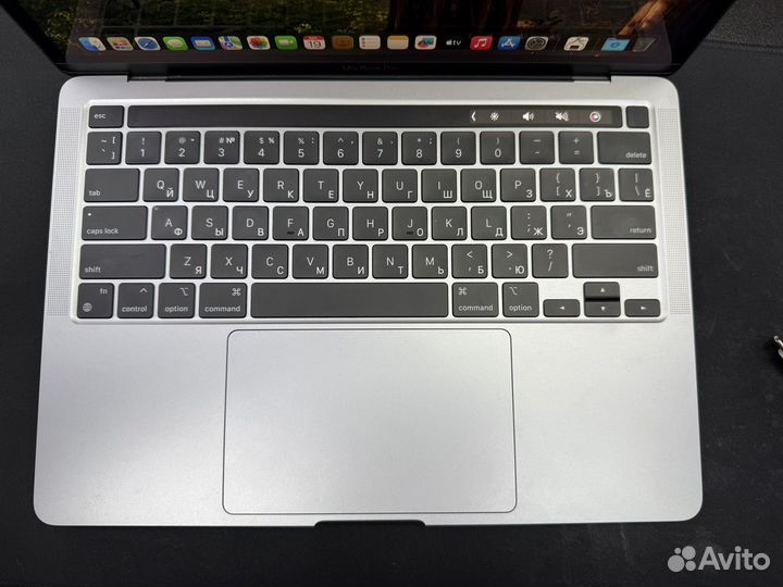 Macbook pro 13 M2 8gb 512gb