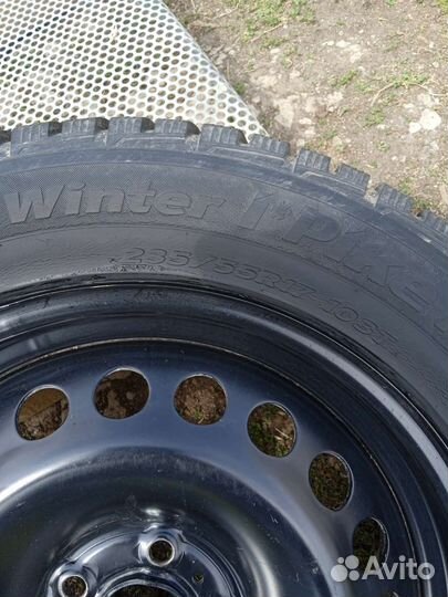 Hankook Winter I'Pike 235/55 R17