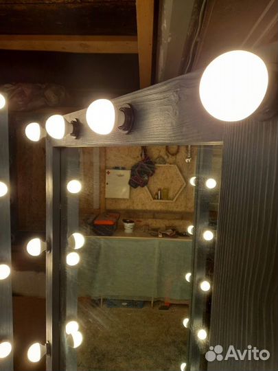 Зеркало напольное