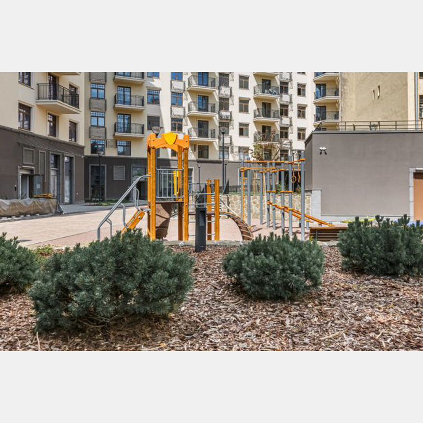 4-к. квартира, 137,1 м², 2/9 эт.