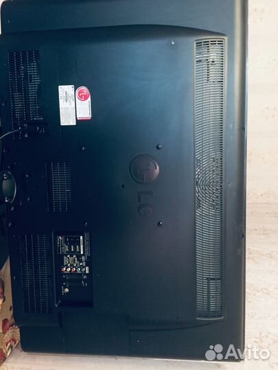 Продается телевизор LG 42 дюйма