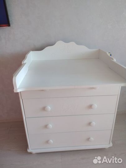 Продам комод и кроватку