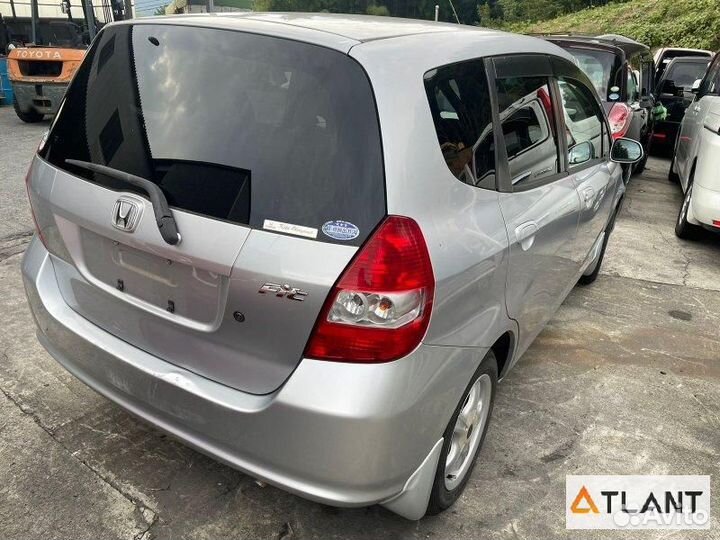 Дверь передний правый honda FIT