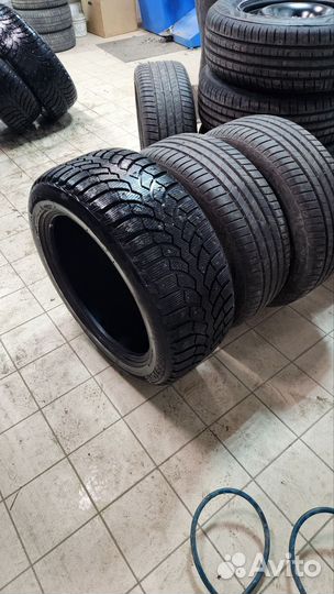 Bridgestone Blizzak Spike-01 255/50 R19