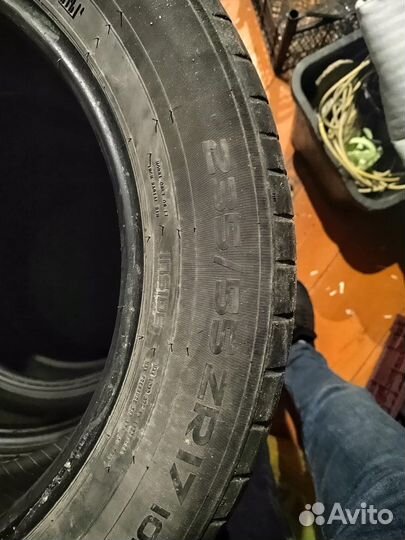 Nokian Tyres Hakkapeliitta 8 255/55 R17 28B