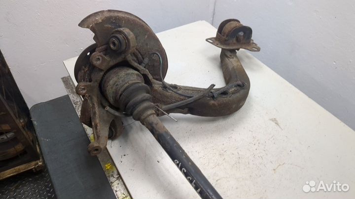 Ступица (кулак, цапфа) левая задняя BMW 3 E46