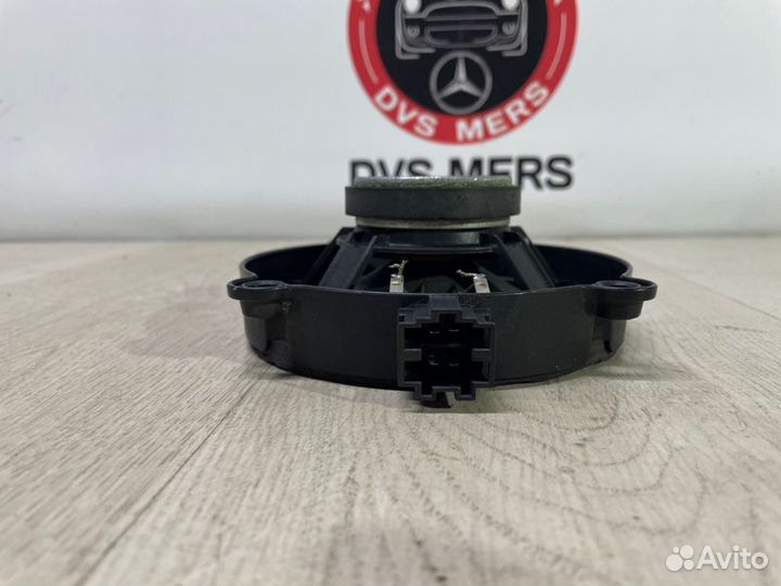 Динамик В дверь правый Mercedes Vito Viano W 639