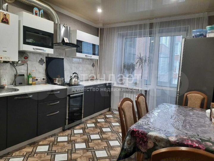 3-к. квартира, 94,7 м², 2/5 эт.