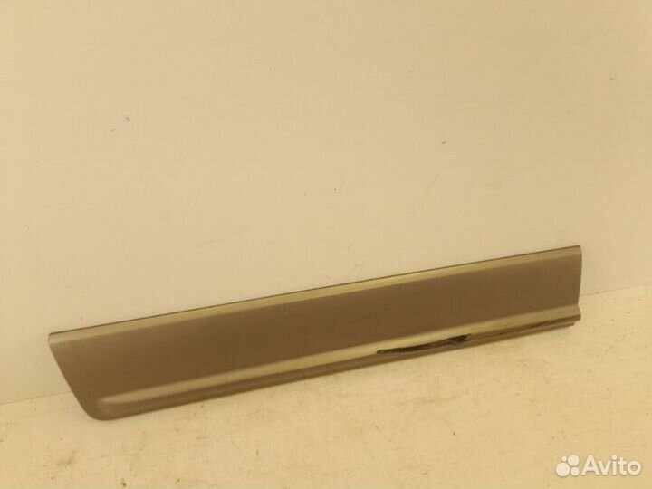 Молдинг двери задний правый Hyundai Starex H-1