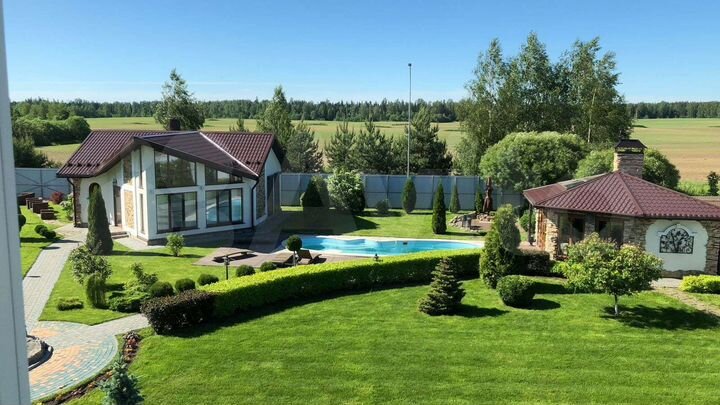 Дом 500 м² на участке 40 сот.