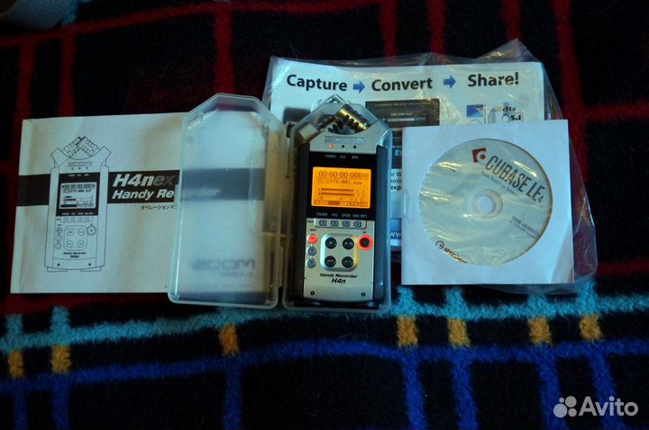 Звукозаписывающая студия-рекордер Zoom H4n