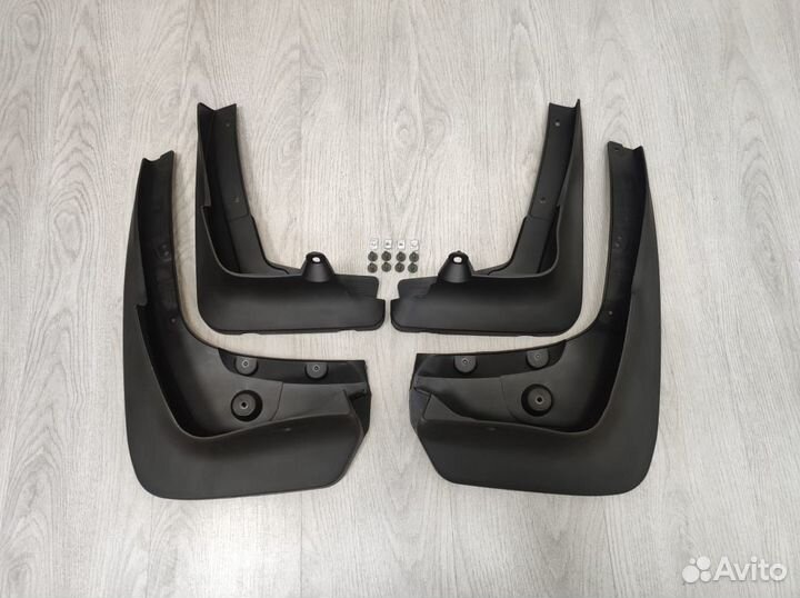 Брызговики BMW X6 E71 / F16 2008-2019 (под пороги)