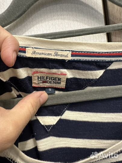 Tommy hilfiger лонгслив размер S