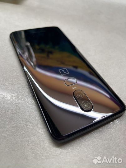 OnePlus 6, 8/128 ГБ