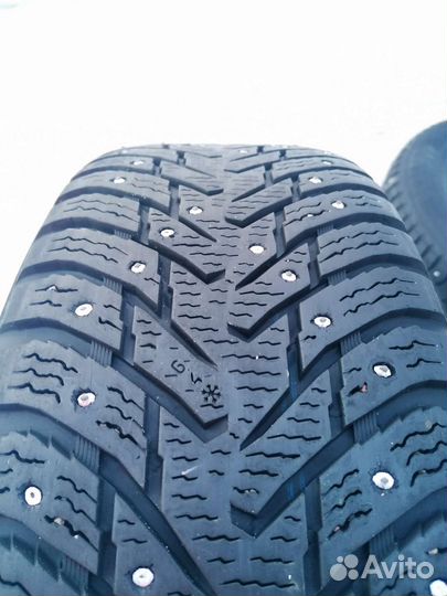 Nokian Tyres Hakkapeliitta 8 SUV 215/65 R16 102T