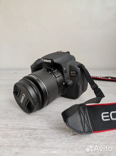 Canon eos 700d