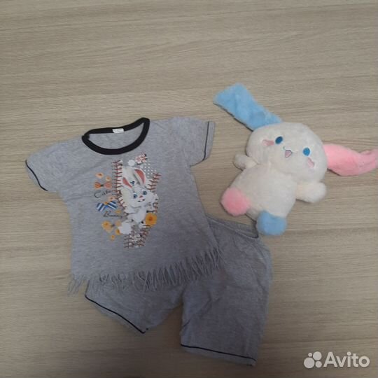 Костюм на девочку 110