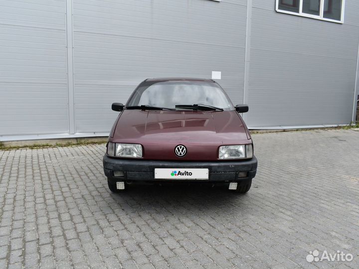 Volkswagen Passat, 1992