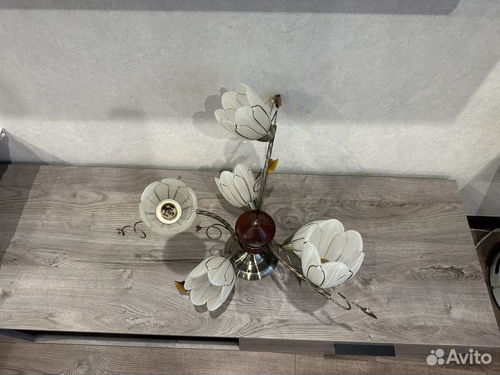 Люстра потолочна бу