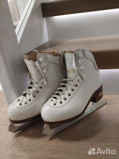 Коньки фигурные Axel 28 размер