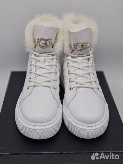 Ugg Shanti White