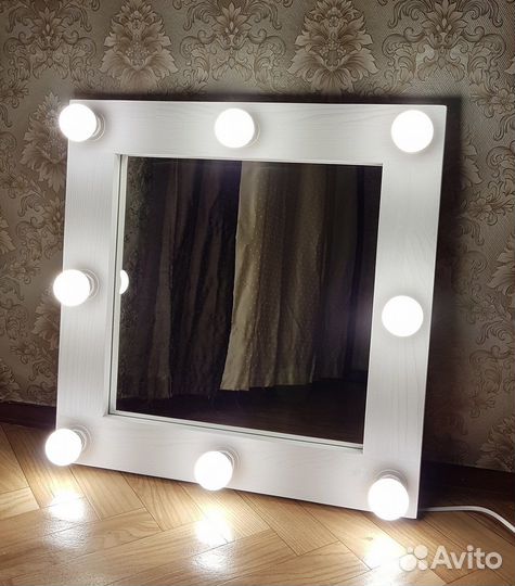 Зеркало с подсветкой